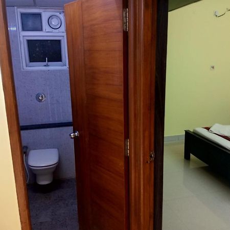 The Posh Residency, Ecr Bed & Breakfast Chennai Luaran gambar