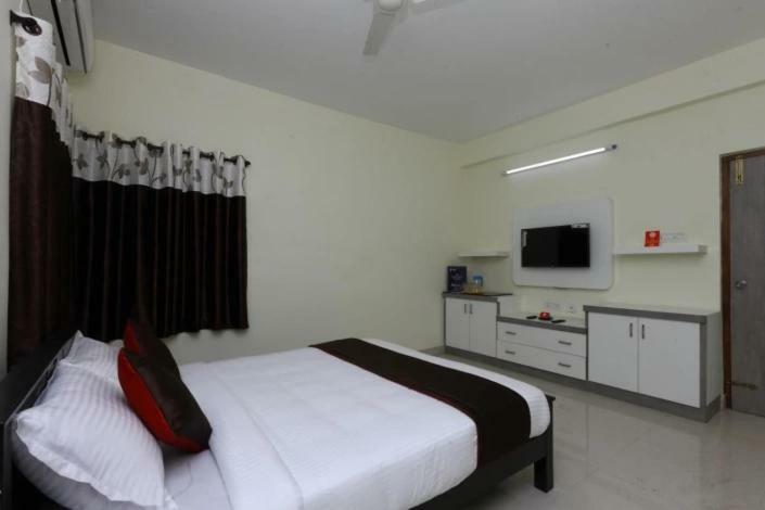 The Posh Residency, Ecr Bed & Breakfast Chennai Luaran gambar