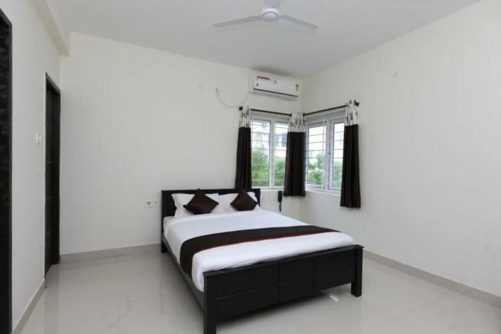 The Posh Residency, Ecr Bed & Breakfast Chennai Luaran gambar